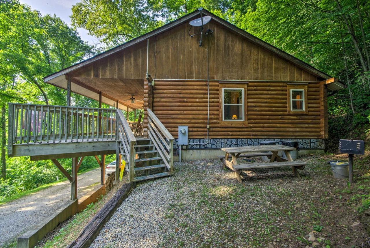 Cozy Deer Glen Cabin With Private Hot Tub And Porch! 布赖森城 外观 照片